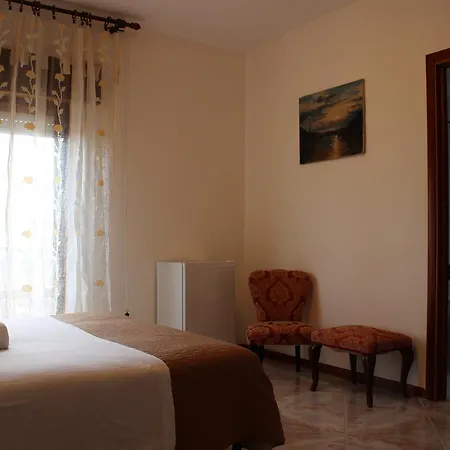 بيت ضيافة Casa Chiarenza 2*